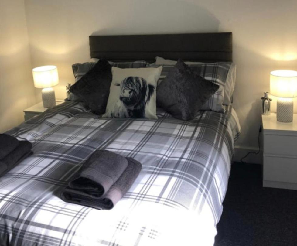 Captivating 2-Bed Apartment In Isle Of Bute Ротсей Экстерьер фото